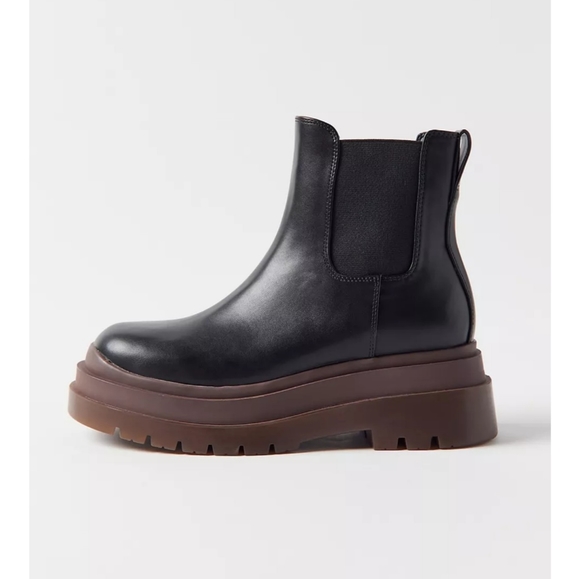 Urban Outfitters Shoes - Urban Outfitters Black Ankle Boots